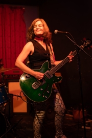 StarsLikeOurs-OBriensPub-Boston-MA-2025-09-25-LilianProvencher-002